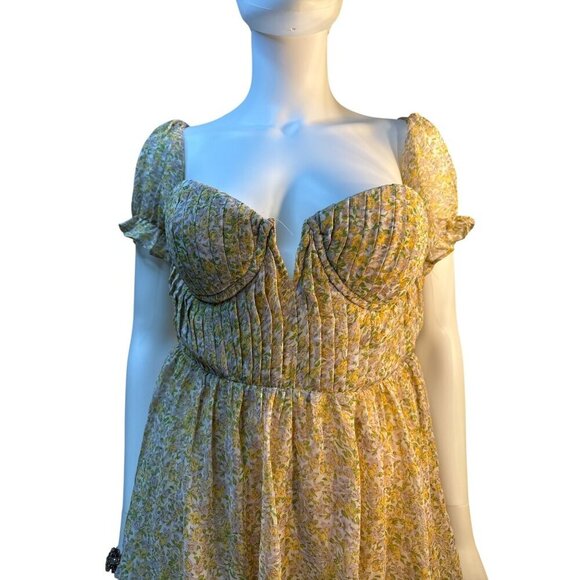 ASTR The Label Yellow Floral Tiered Mini Dress  Medium  Sweetheart Neckline NWT - Picture 10 of 10